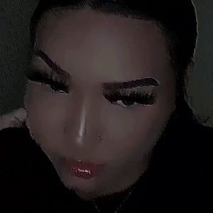 Meet your Posher, Avery